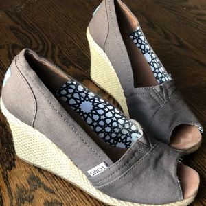 Toms Wedges